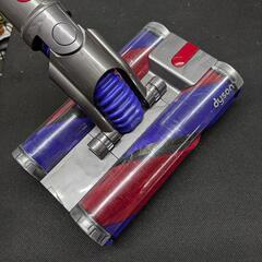 J039★2022年製★コードレス掃除機★dyson★SV19の画像