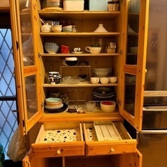家具 キッチン収納　食器棚の画像
