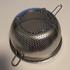 NITORI ニトリ ステンレス 片手 パンチングザルの画像