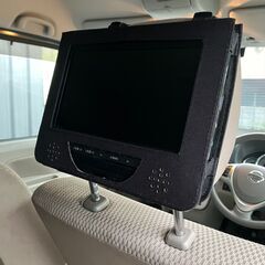 ９インチ ツインモニター ポータブルDVDプレーヤー（山善 Quriom PDP-TW90）の画像