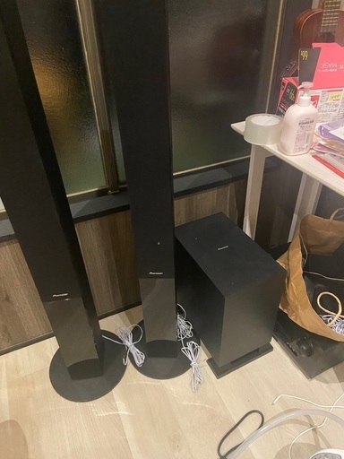 ホームシアター用のスピーカーセット
