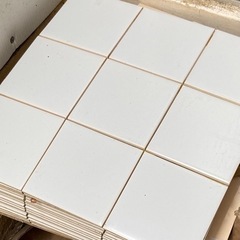 （訳あり）タイル INAX イナックスLIXIL DIY ホワイトの画像