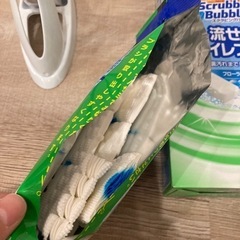 掃除用ブラシ  本体+付け替え（数枚） 譲りますの画像