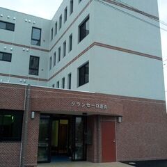 サービス付高齢者向け住宅・介護職稲募集の画像