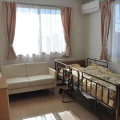 サービス付高齢者向け住宅・介護職稲募集の画像