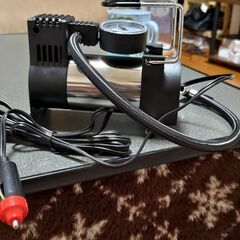 12V エアコンプレッサー　空気入れ　新品未使用
