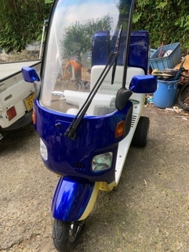 ジャイロキャノピー自賠責保険8年4月まで付き