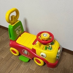 ワンワン、うーたん、手押しカート