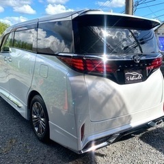 現行アルファード新着入庫しました🚗モデリスタエアロ・全方位カメラ・電動サンシェード・パノラミックビューモニター・ヘッドアップディスプレイ・デジタルインナーミラーの画像
