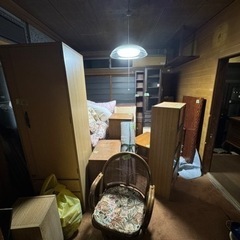 タンスや椅子など色々