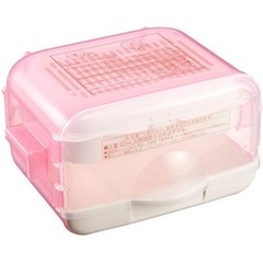 ピジョン哺乳瓶消毒ケース（レンジ＆薬液 両方対応）の画像