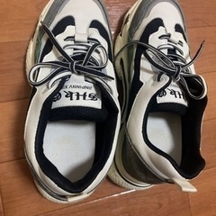 運動靴