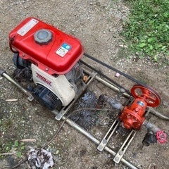 YANMARエンジン式水ポンプの画像