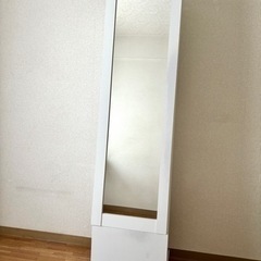 【無料】収納付き姿見ドレッサー 棚