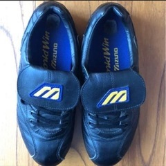 【ミズノ】26㌢　野球スパイクシューズ　ライトチャージグリッターの画像