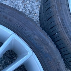 フォルクスワーゲン up! 純正ホイール タイヤバリ山の画像