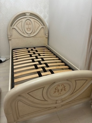 サルタレッリ　シングルベッド　輸入品　　