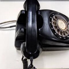 レトロ電話機　黒電話　モ昭和レトロ アンティーク コレクション ダイヤル式 600-A1　の画像