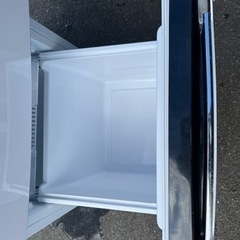 2ドア冷凍冷蔵庫 Hisense 2020年製の画像