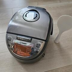 タイガー　IH炊飯ジャー　JKO-G550　2017年製