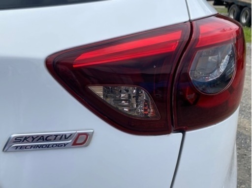 KE2FW マツダ CX-5 XD 初年度登録平成27年 右テールライト