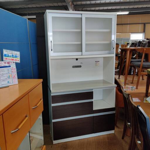 【愛品倶楽部柏店】 ユーアイ アガベー 2枚スライド扉キッチンボード キャッスル