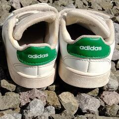 adidas　14cmの画像