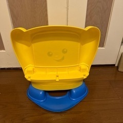 ベビー椅子の画像