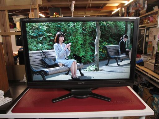 SHARP/ シャープ　AQUOS LC-40AE7   40インチ 液晶テレビ   2010年製