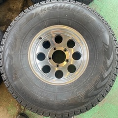 車のパーツ タイヤ、ホイールの画像