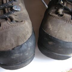 AKU 登山靴　女性用　２４cm  ゴアテックス　状態良の画像