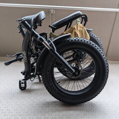 電動折り畳みアシスト自転車の画像