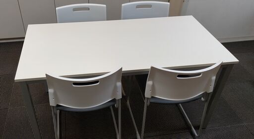 テーブル　椅子×4個　セット売り