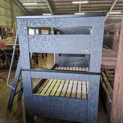 【Ｂ品】2段ベッド　ホワイト色とブラック色　現品限り39800円の画像