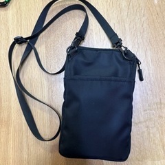 スマホポーチの画像