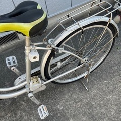 自転車 電動アシスト自転車の画像