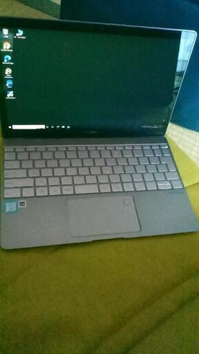 Zenbook UX390UK　超薄型ノートパソコン