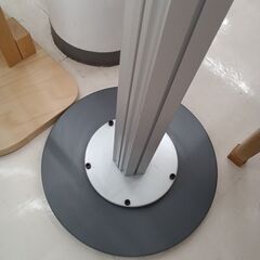 ★ジモティ割あり★  ハンガーラック シルバー W46×D46×H200 クリーニング済み TC3718の画像