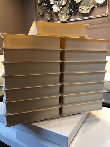 製菓、食品用の番重（フードコンテナ）お譲りします