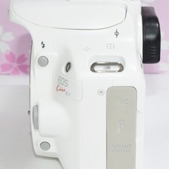 ❤美品❤️軽量コンパクト❤️高画質＆高機能❤️Canon kiss x7❤️の画像