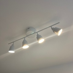 【1000円】IKEAの電球の色をシンクさせてくれる人募集