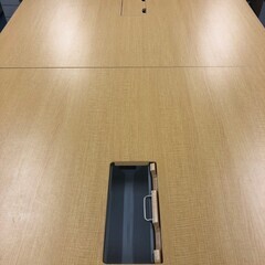 【ネット決済】オフィス用4名掛けデスクの画像