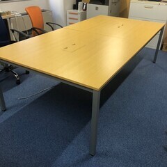 【ネット決済】オフィス用4名掛けデスクの画像
