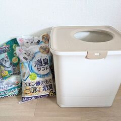 猫用システムトイレとシステムトイレ用サンドの画像