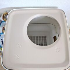 猫用システムトイレとシステムトイレ用サンドの画像