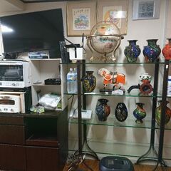 募集中／ ガラス棚 20万で購入→１万円 シェルフ インテリア 高級家具 の画像
