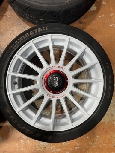 OZ RACING 18インチ 8J 5H PCD112 4本セット