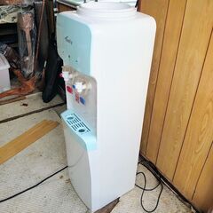 ウォーターサーバーの画像