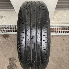 ハイエース　17インチ　夏タイヤ　9部山の画像