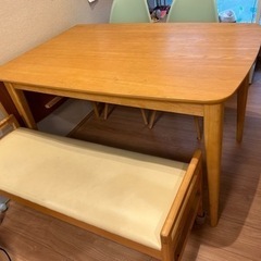 【7/16まで、差し上げます！】ニトリ伸長式ダイニングテーブル（...